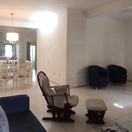 Casa Residencial Mr Hull