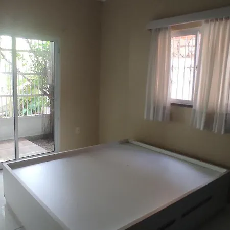 Casa Residencial Mr Hull *