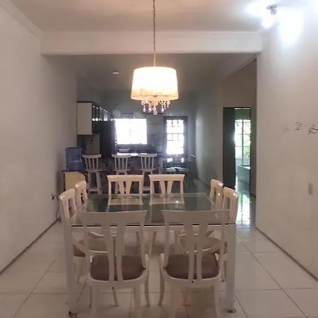 Casa Residencial Mr Hull *